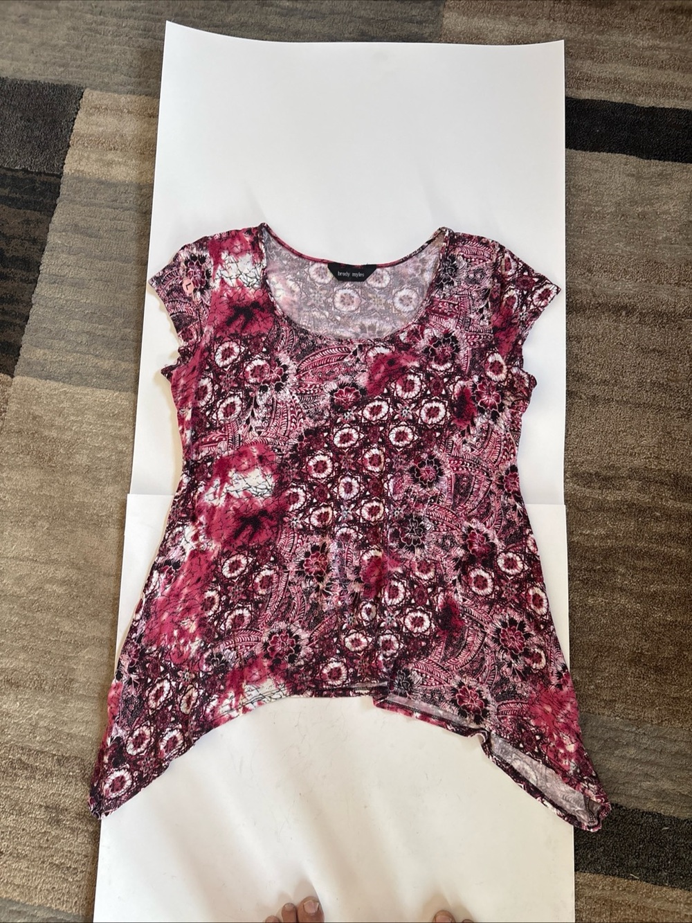 Brody Miles Paisley Top Woman’s Large